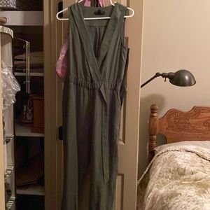 Banana Republic NWT olive green jumpsuit